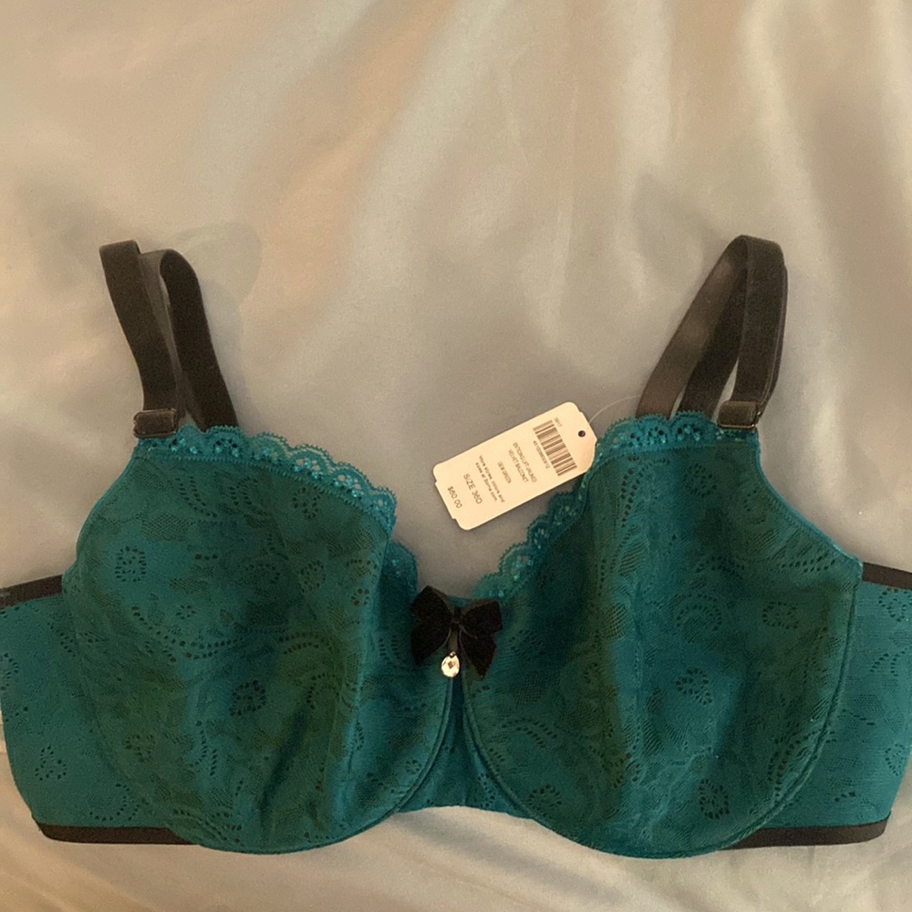 Soma Bra Enticing Lift Balconet velvet size 36D